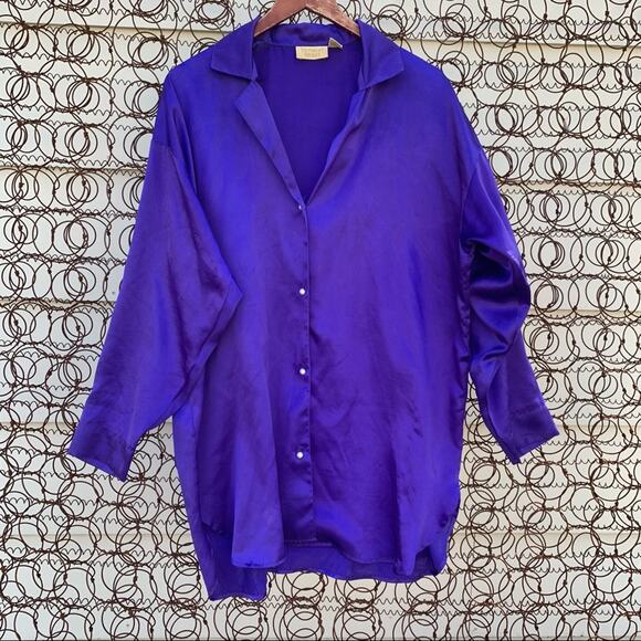Victoria's Secret Other - Vintage Victoria's Secret Gold Label purple slinky sleep shirt M/L